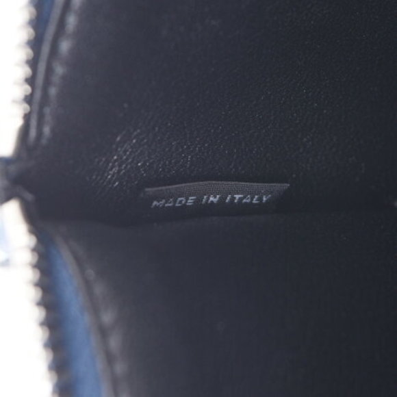 PRADA Blue Saffiano Clutch Bag - Picture 9 of 12